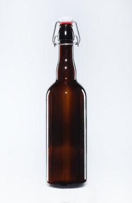 Botella de cerveza ámbar de 750 ml con tapón de cerámica y cierre oscilante