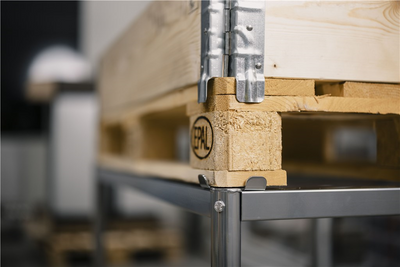 Powder-Coated Pallet Table with Pallet Control – For EUR Pallet 1200 × 800 mm – 1216 × 816 × 657 mm